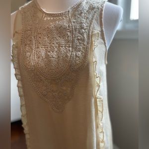 Cream Lace Sleeveless Dress. Size Medium. Never Worn.